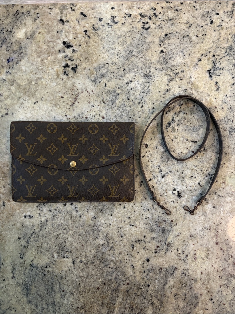 Authentic Vintage Louis Vuitton Pochette Double Rabat Monogram Crossbody Clutch